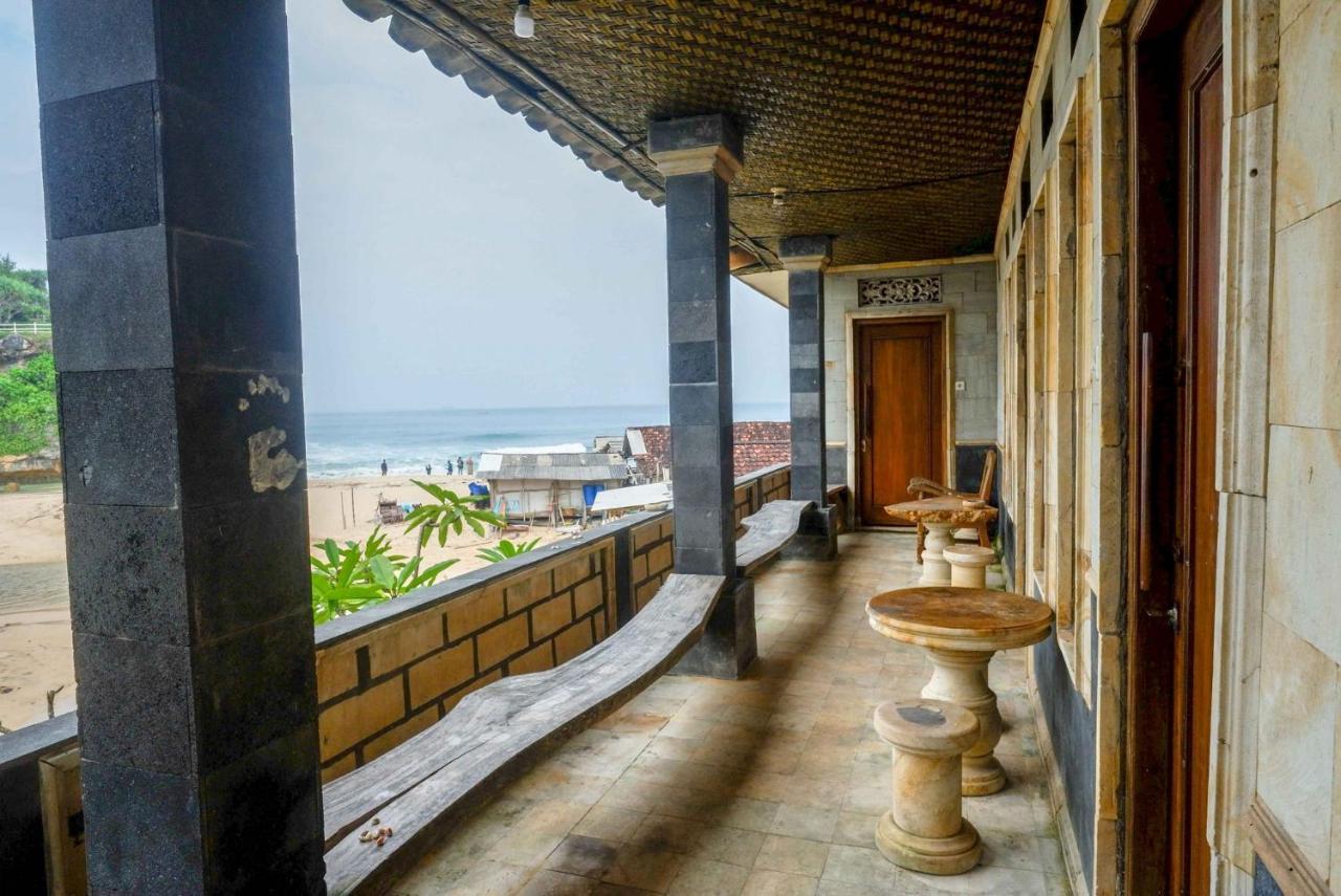 Hotel Kampoeng Drini Redpartner Brono Luaran gambar