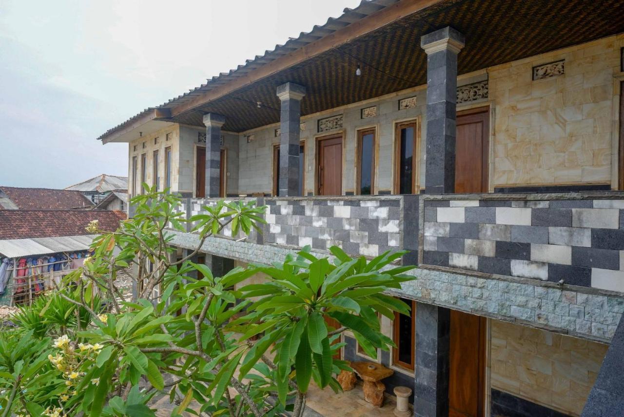 Hotel Kampoeng Drini Redpartner Brono Luaran gambar