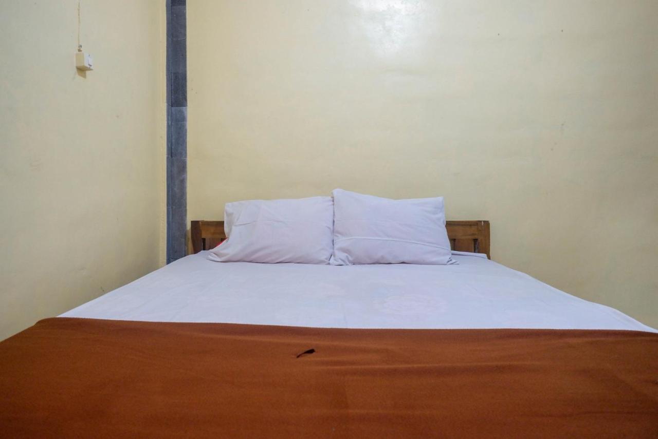 Hotel Kampoeng Drini Redpartner Brono Luaran gambar