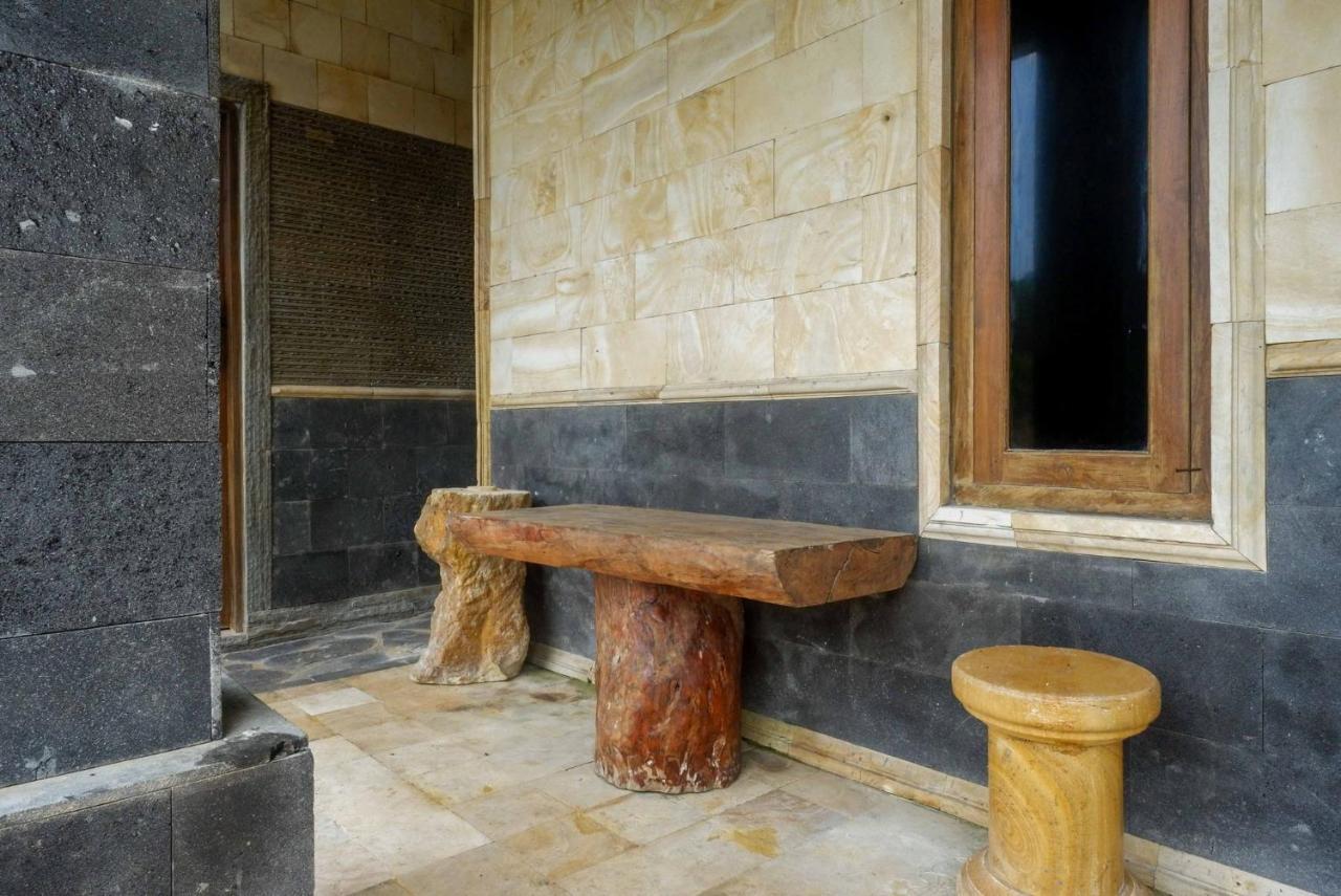 Hotel Kampoeng Drini Redpartner Brono Luaran gambar